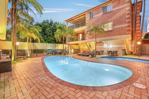Property building, BBQ facilities, Swimming pool
