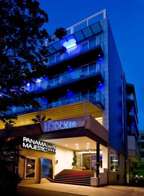 Facade/entrance, Facade/entrance