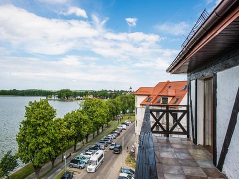 Day, Balcony/Terrace, Lake view