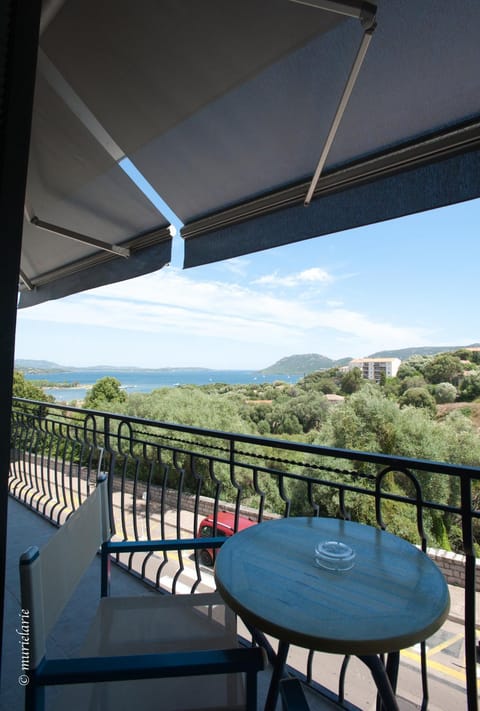 View (from property/room), Balcony/Terrace