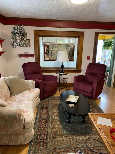 Center Street Cottage Bed and Breakfast in Pocatello