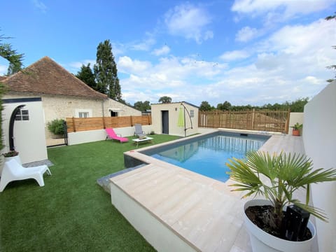 Solarium, Swimming pool