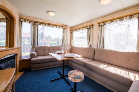 Rowyhills Nature lodge in Pomeranian Voivodeship