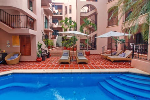 Property building, Pool view, Swimming pool, Inner courtyard view, sunbed