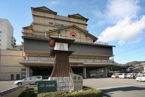 Property building, Facade/entrance, Day, Parking