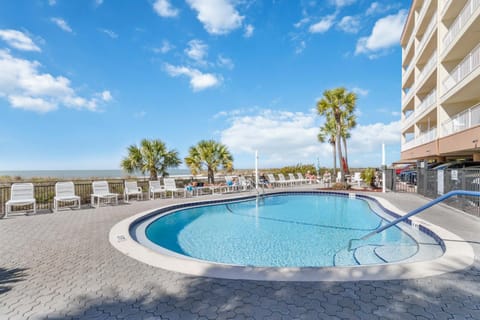 Clear Beach Views - Balcony - Madeira Norte #414 Apartment in Madeira Beach
