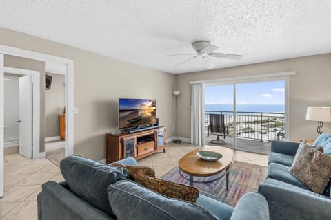 Clear Beach Views - Balcony - Madeira Norte #414 Apartment in Madeira Beach