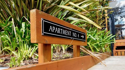 43 Degrees Bruny Island Apartment in South Bruny