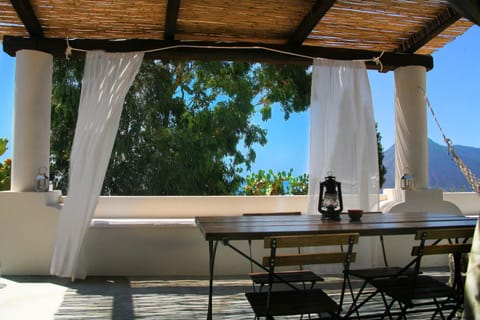 View (from property/room), Balcony/Terrace