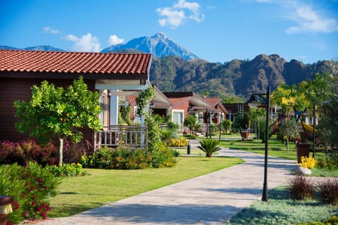 Garden, Balcony/Terrace, Photo of the whole room, Mountain view
