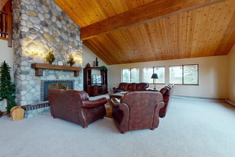 House on Cold Creek House in South Lake Tahoe