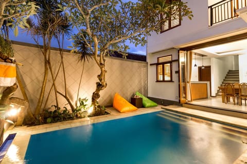 Night, Seating area, Swimming pool, Swimming pool