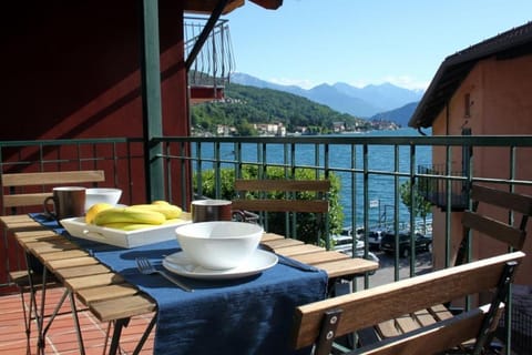 Property building, Balcony/Terrace
