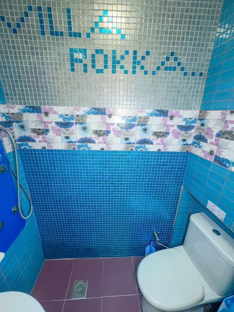 Shower, Toilet, Bathroom, Text overlay