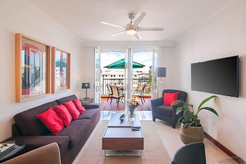 Balcony/Terrace, Living room