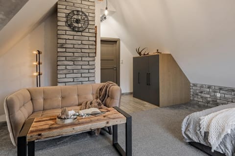 Seating area, Bedroom