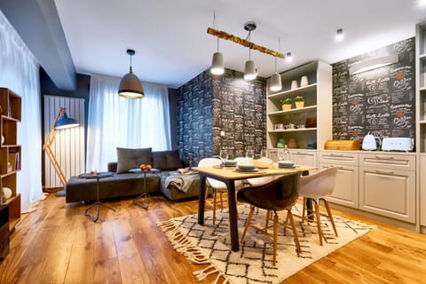 Facade/entrance, Kitchen or kitchenette, Dining area