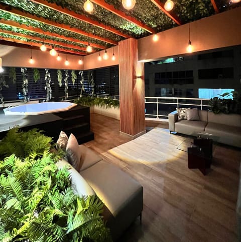 Night, Garden, View (from property/room), Balcony/Terrace