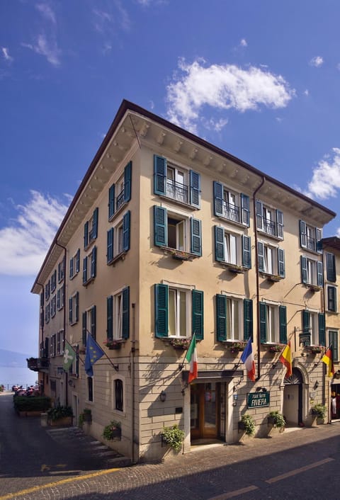 Property building, Facade/entrance, Property logo or sign, Property logo or sign