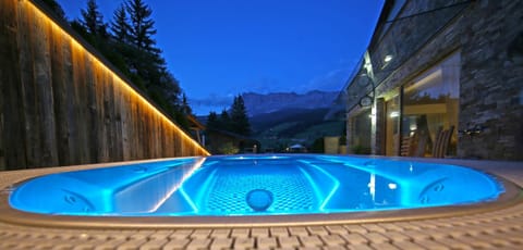 Day, Garden view, Mountain view, Swimming pool, Swimming pool