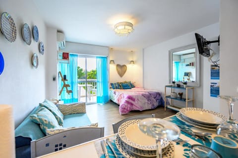 Balcony/Terrace, Photo of the whole room