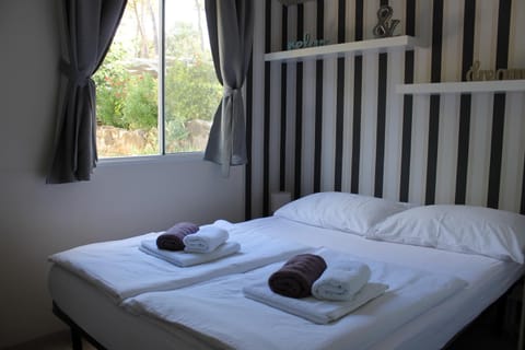 Mobile Home Sunny Day Campground/ 
RV Resort in Biograd na Moru