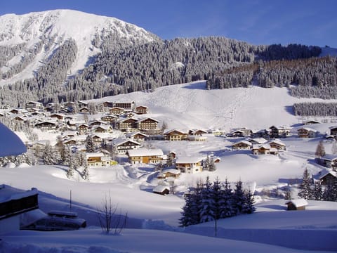 Nearby landmark, Day, View (from property/room)