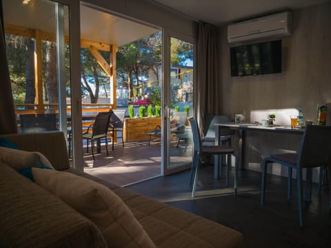 Balcony/Terrace, Living room, Dining area