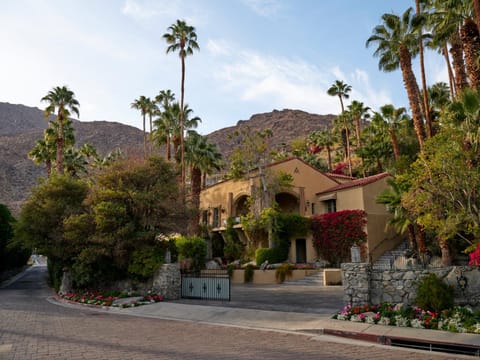 The Willows Palm Springs Hotel in Palm Springs