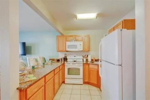 Beach Comber at Oak Shores Apartment hotel in Biloxi