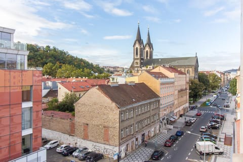 Nearby landmark, Neighbourhood, Street view