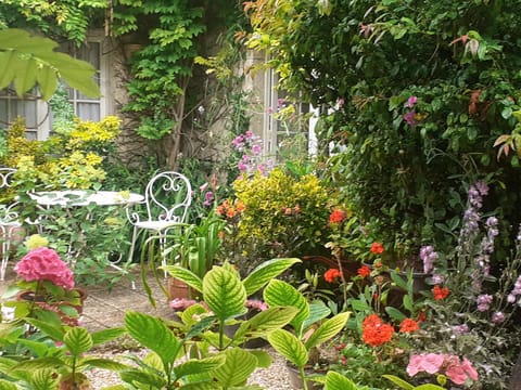 la glycine Bed and Breakfast in Normandy