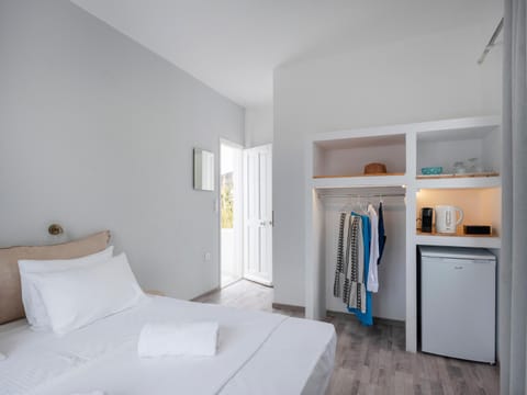 Grozos Rooms Bed and Breakfast in Paros