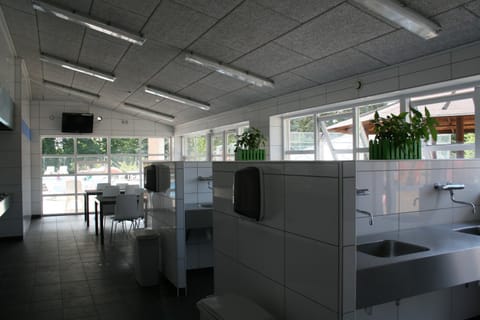 Seating area, kitchen