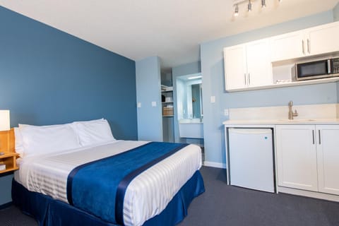 Ocean Crest Motel Motel in Qualicum Beach