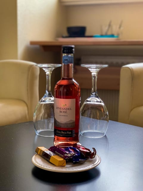 Kluiskade 24 Maasland Bed and Breakfast in South Holland (province)