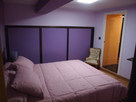 Bed, On site