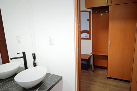 Pension Delia Gardens Bed and Breakfast in Timisoara