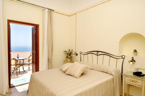 Locanda Degli Dei Bed and Breakfast in Praiano