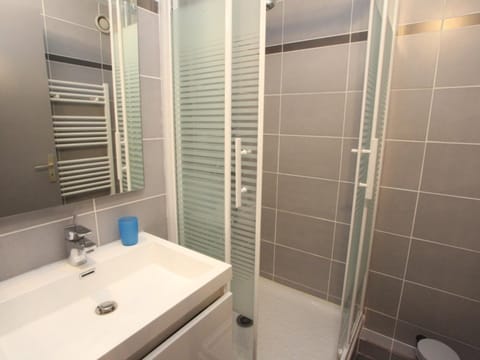 Studio confortable pour 4 pers., balcon, vue montagne - FR-1-416-136 Apartment in Villarembert