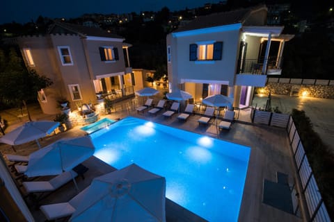 Property building, Pool view