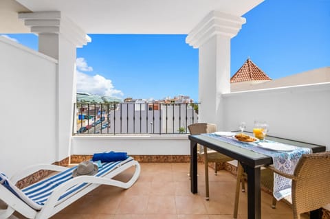Balcony/Terrace, Dining area