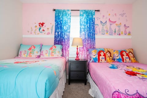 Family Friendly Four Bedrooms w/ Pool 4896 House in Kissimmee