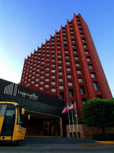 Property building, Day