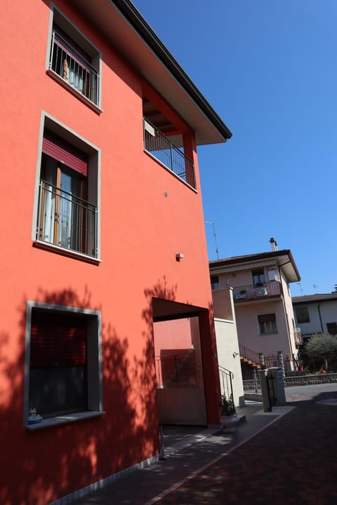 Facade/entrance, Spring, Day, On site
