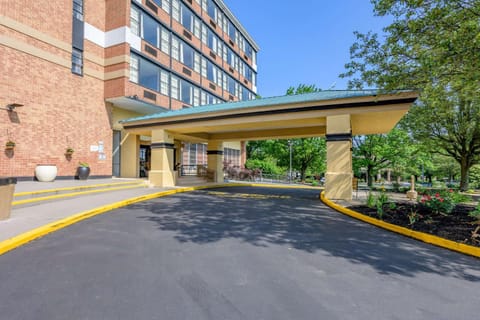 Property building, On site
