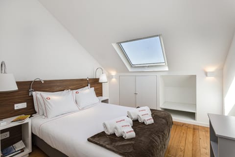 Bed, Bedroom