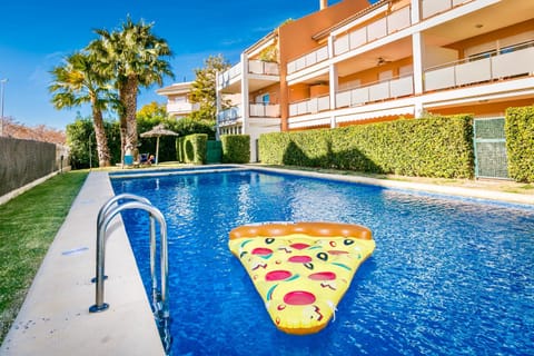 Garden, On site, Area and facilities, Swimming pool