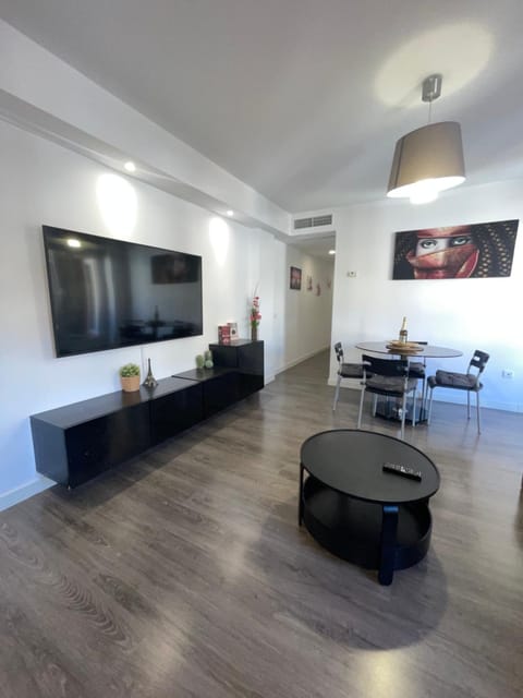 2 Bedroom Apartment Benalmadena Apartment in Benalmadena