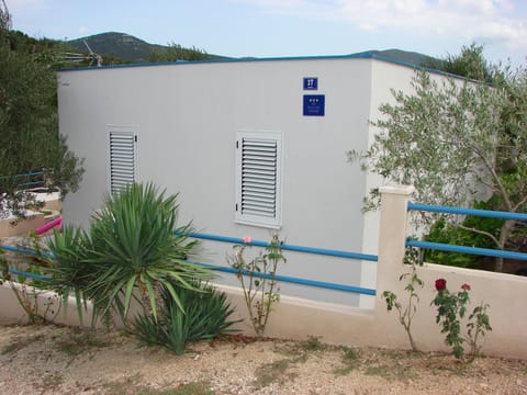 Iva Lavanda House in Putniković